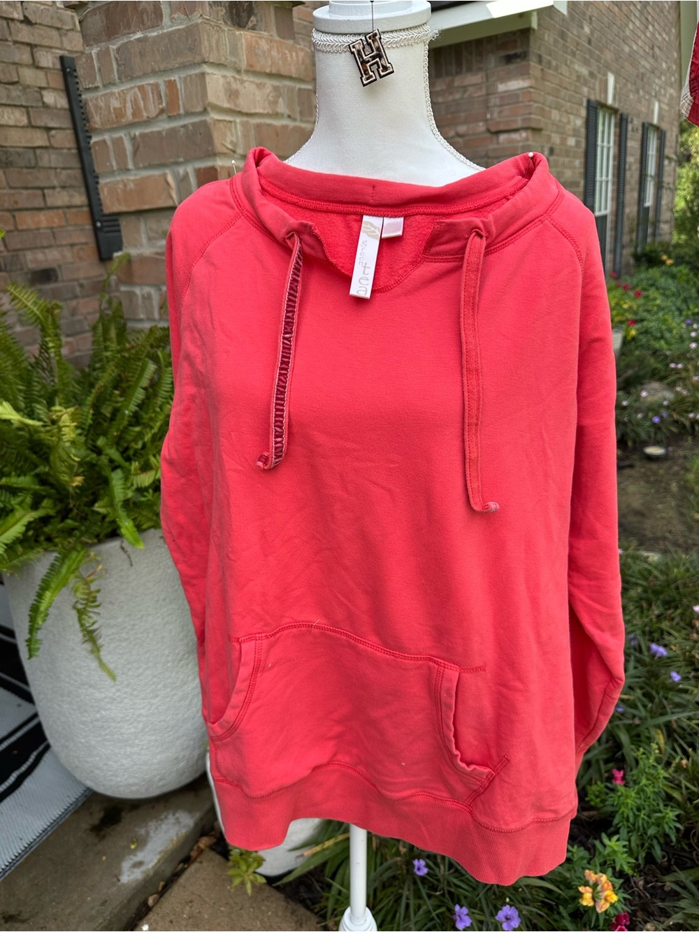 GreenTea Coral Pullover Hoodie for Women